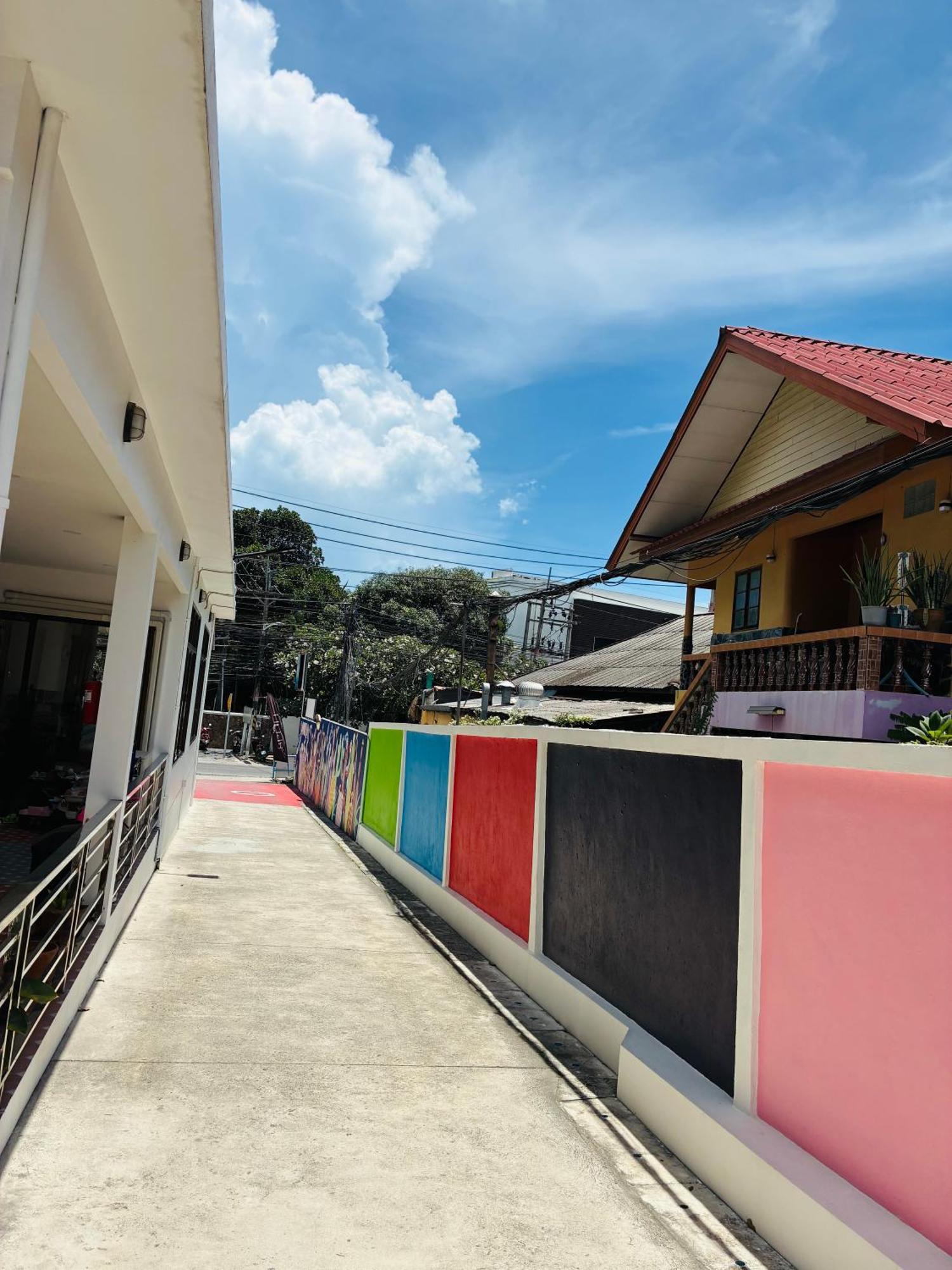 Rainbow No 16 Front Of Haad Rin Queen Ferry Apartamento Amphoe Koksamui